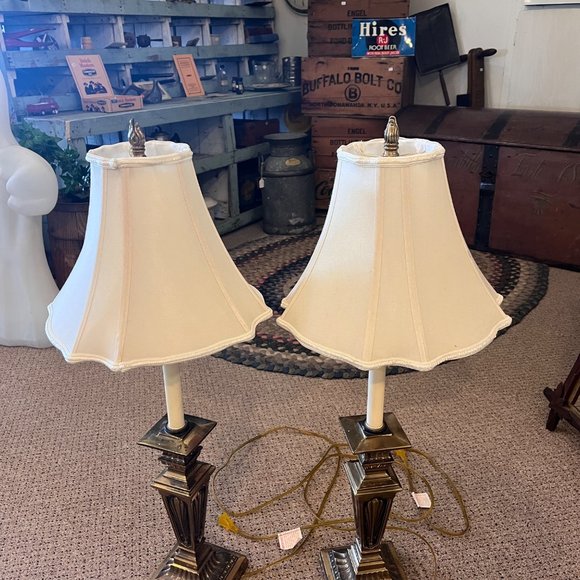 Vintage Pair of Hollywood Regency Brass Stiffel Table Lamps Stiffel? - Picture 5 of 9